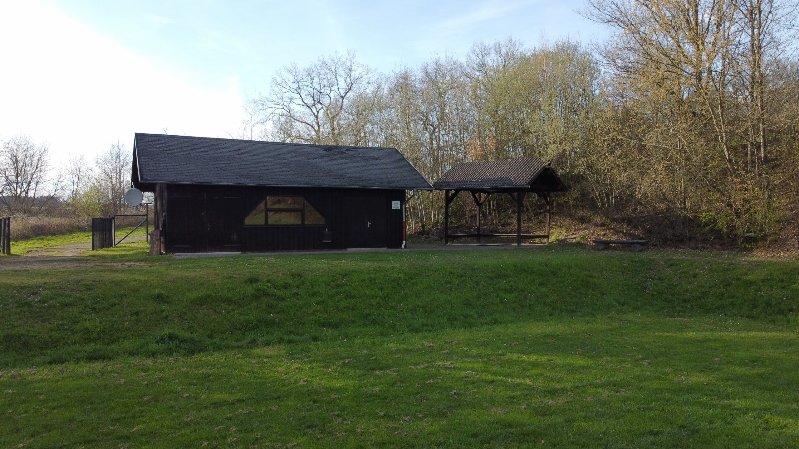 Blick vom Sportplatz